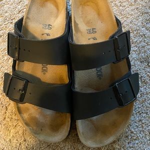 Womens birkenstock sandals size 40, black